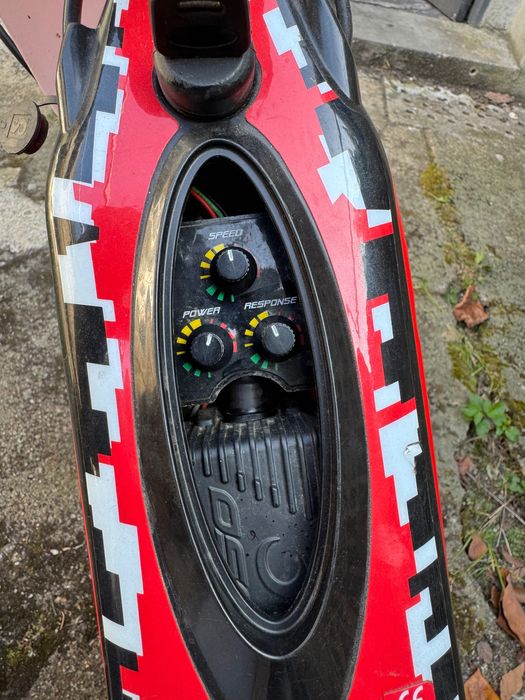 Oset 16 Racing criança