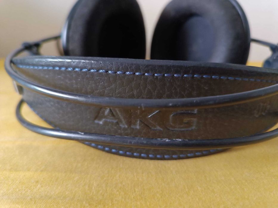 Headphones AKG -K 702 . Excelente Estado