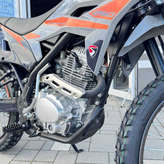 Мотоцикл SP250CR-4 ZS165FMM 16 к.с. 21/18 повітряне охол. доставка