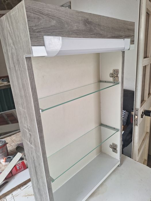 Armario de casa de banho