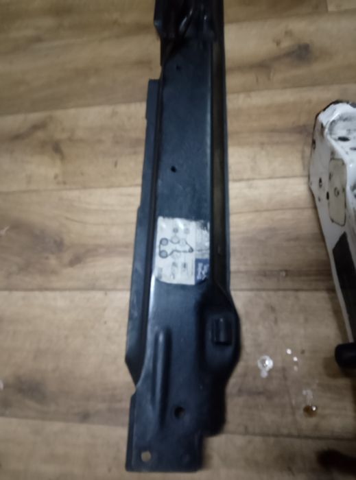 VW T4 Lift Belka górna Ładny stan Gwarancja Wysyłka