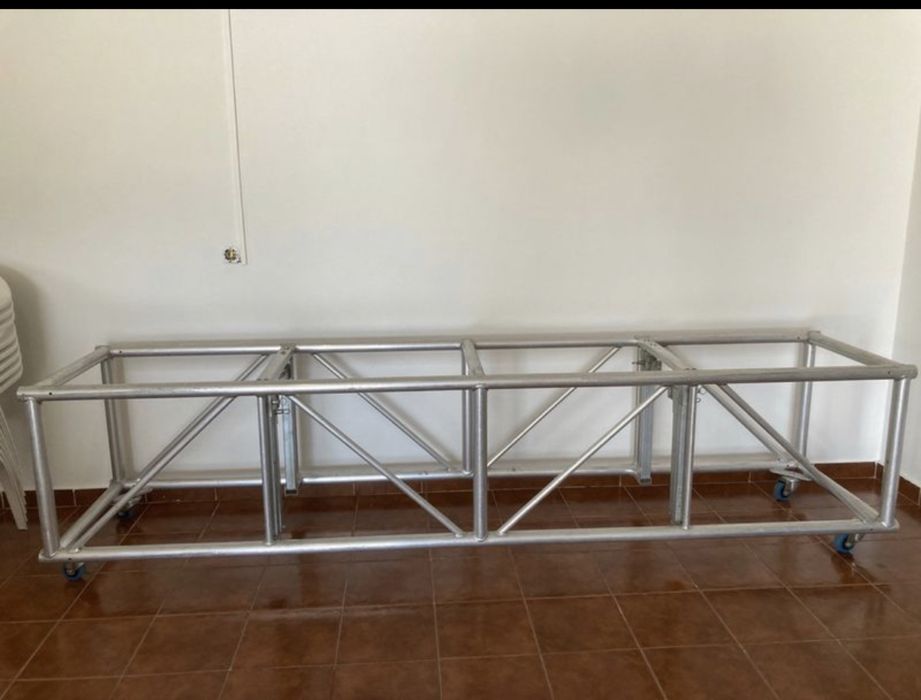 Truss dupla com rodas