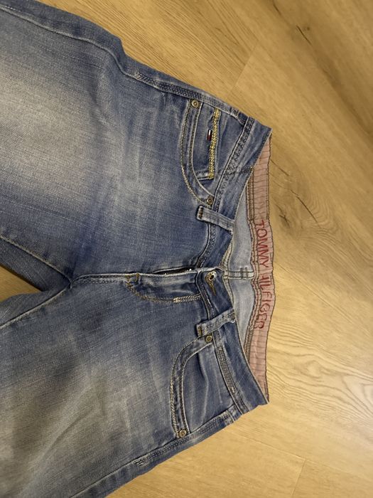 Spodnie Tommy Hilfiger rozm. 29