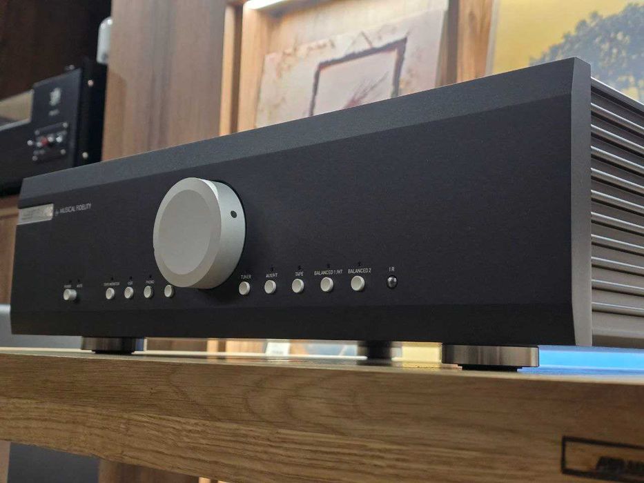Попередній підсилювач Musical Fidelity M6s PRE