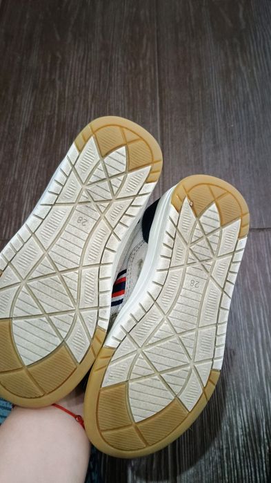 Sneakersy adidasy 28 H&M jasne 17.5 18cm buciki trampki