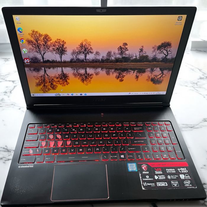 Ноутбук MSI GS63VR 15.6" Intel i7 16gb 256gb SSD/1TB HDD GTX1060 USA