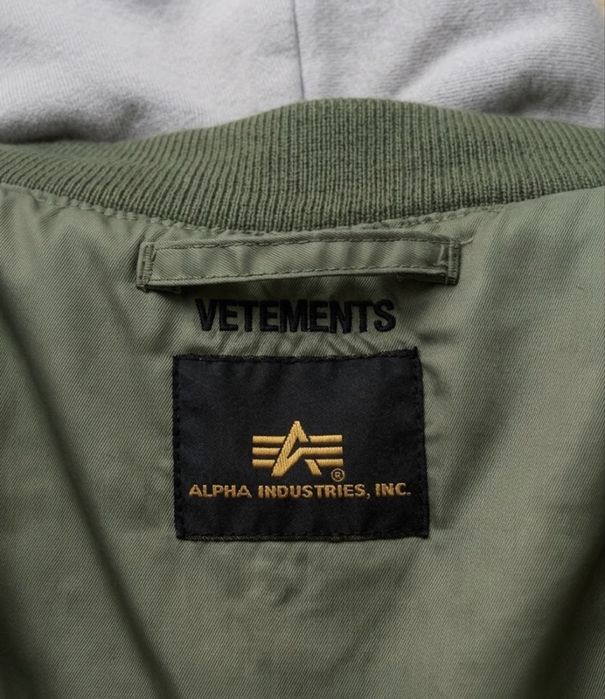Бомбер Vetements x Alpha Industries