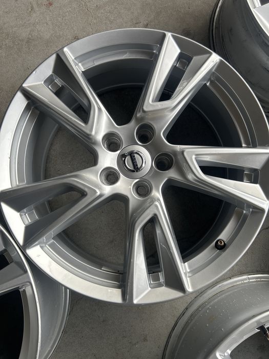 Felgi volvo 18’ oryginał