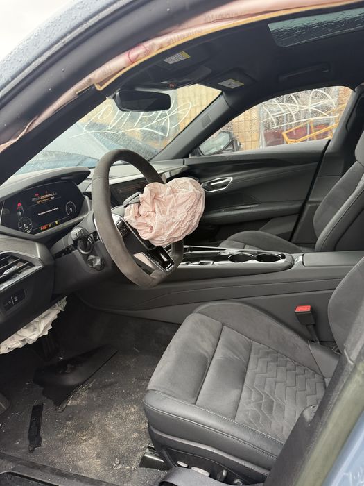 Розборка Audi E-Tron GT prestige