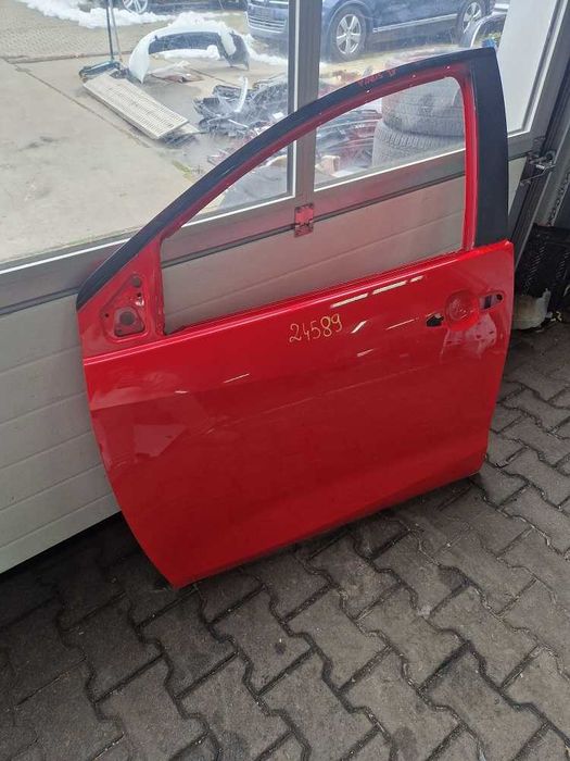 Toyota Yaris IV 4 20r.- Drzwi Przód Lewe