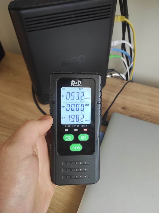 Medidor de campo eletromagnetico