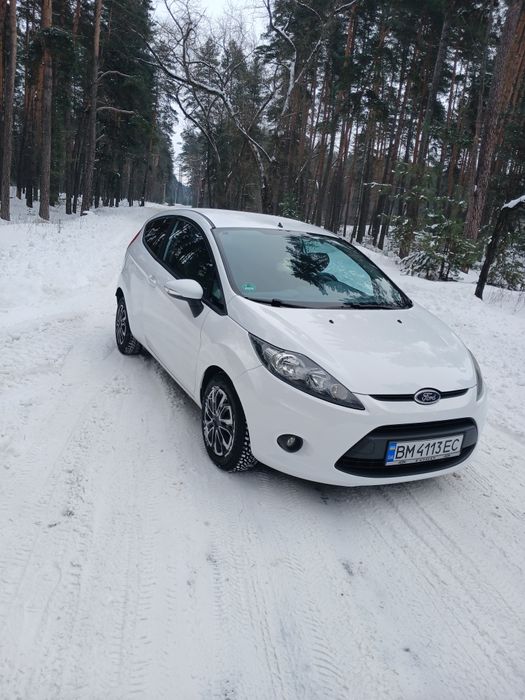 Продам свой автомобиль, все вопросы по тел.