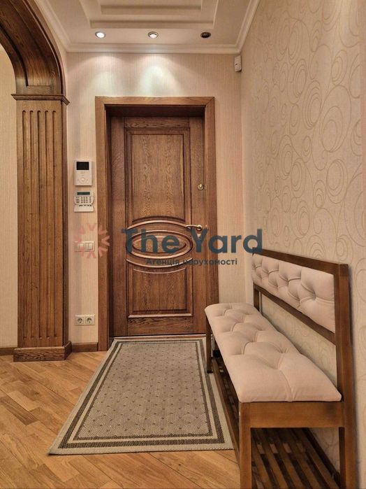 Продаж дизайнерської 5 кім. квартири вул. Гришка Михайла 9 Осокорки