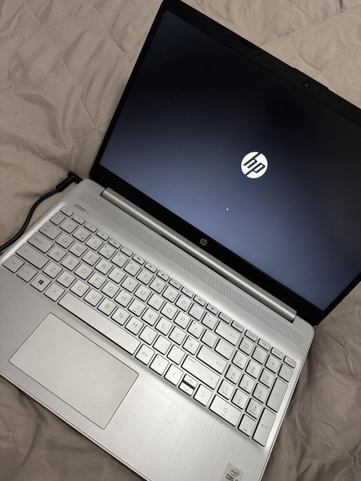 Computador HP (como novo)
