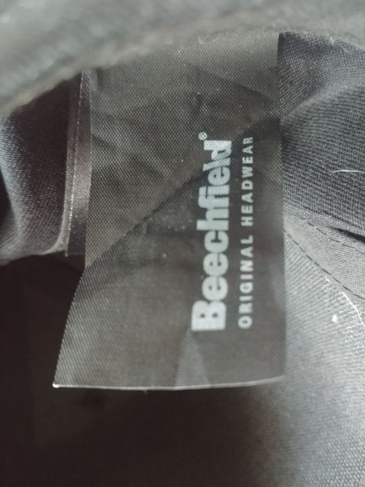Czapka z płaskim daszkiem
