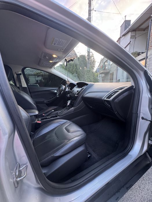 Ford Focus 2.0бензин 2016