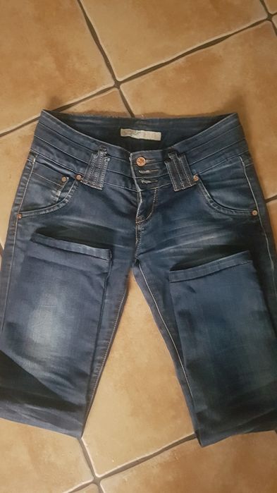 Dżinsy damskie pas 85