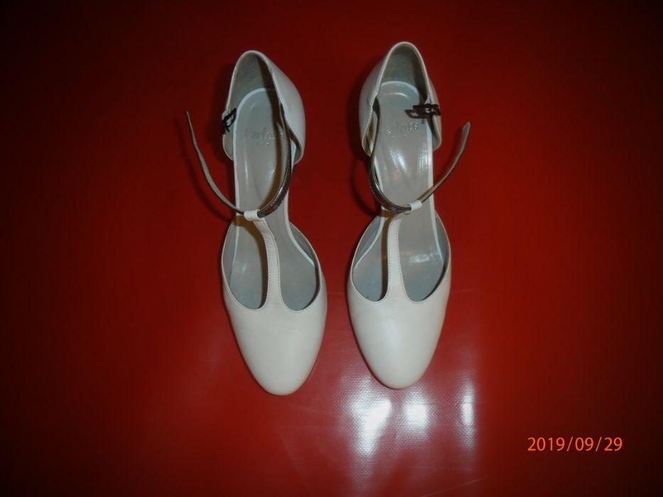 Eleganckie buciki portugalskie Perlato rozm. 38