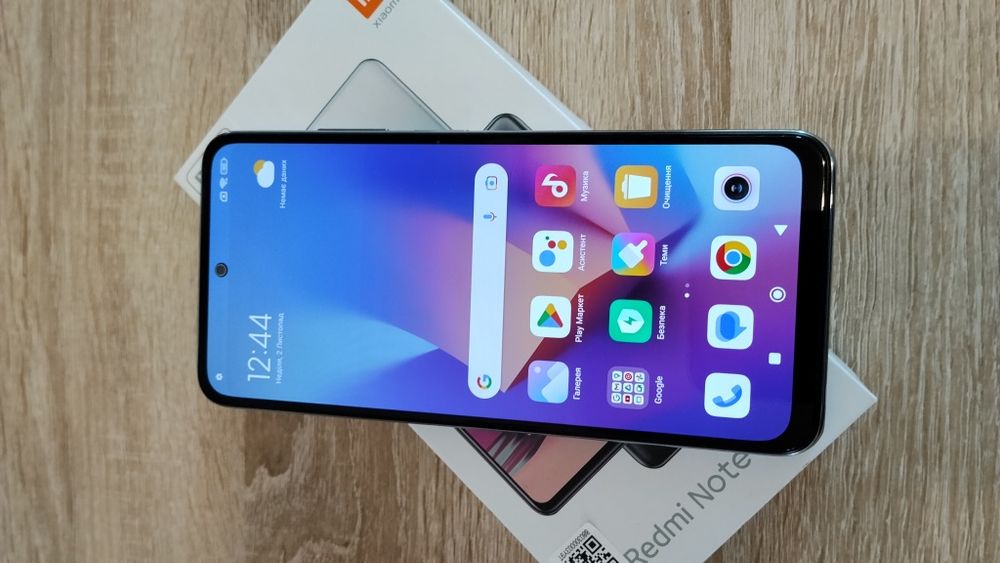 Продам Redmi Note 10S в гарному робочому стані.