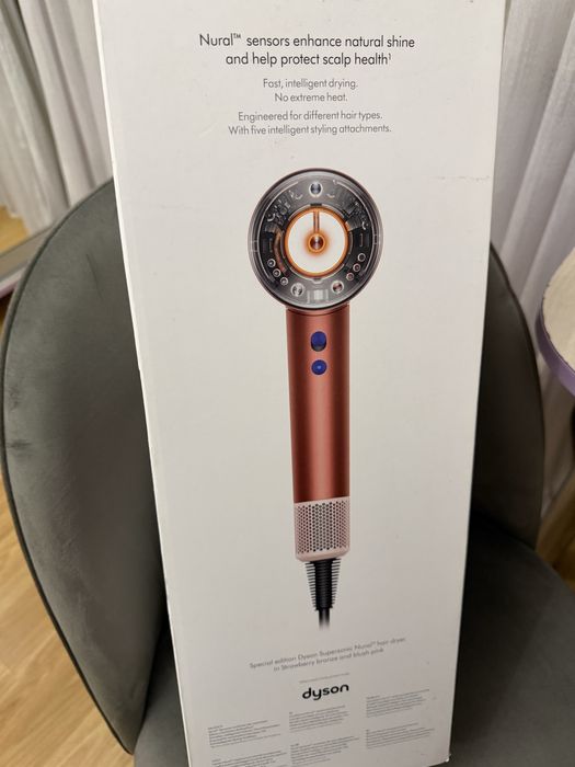 Фен Dyson HD16 Supersonic Nural Amber Silk/Pink Champagne Рожеве шампанське