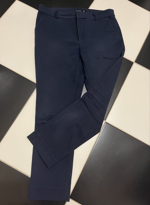 Штани жіночі stradivarius