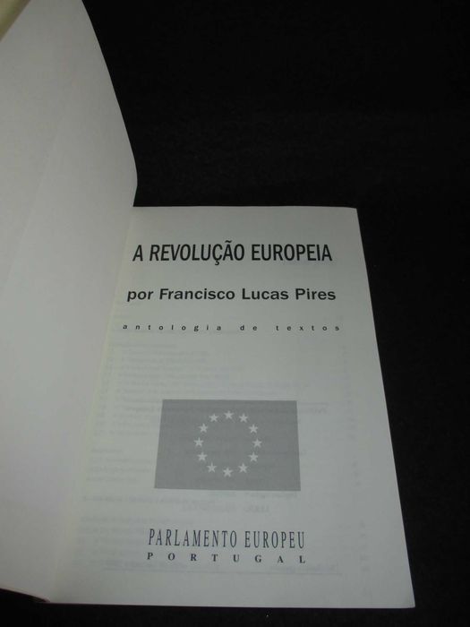 Livro A Revolução Europeia Francisco Lucas Pires