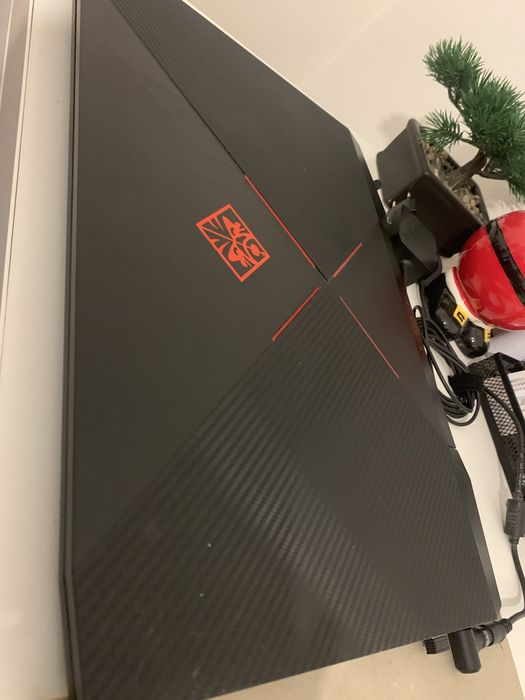 HP Omen 15 ce0xx Intel i7