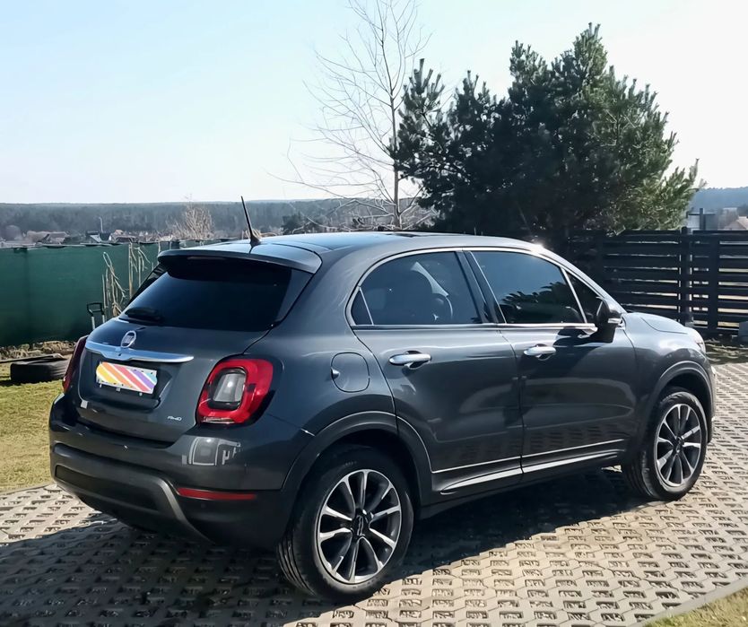 Fiat 500X mini SUV 4x4. Super stan.