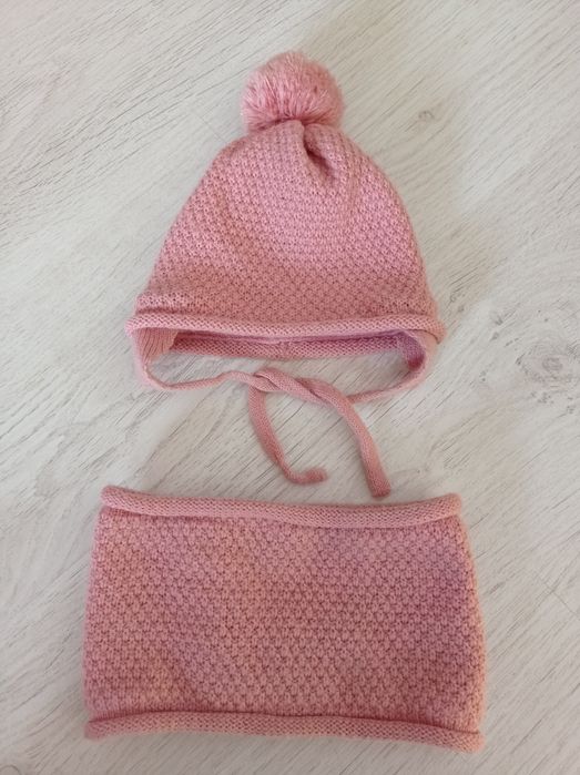 Komplet czapka i komin