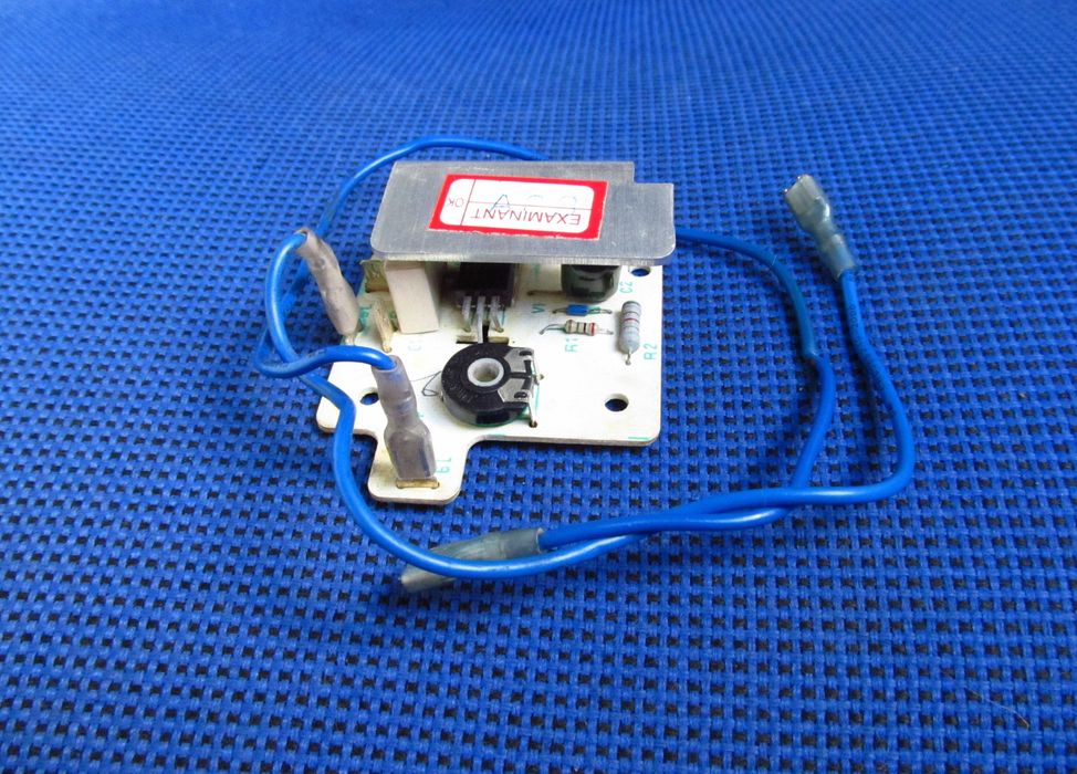 Плата регулировки оборотов двигателя пылесоса (регулятор мощности)