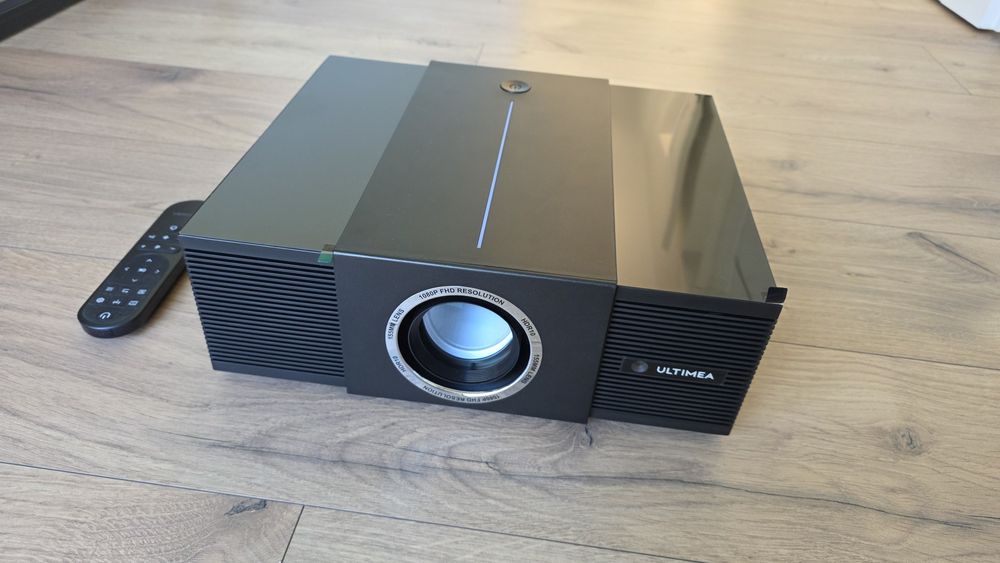 Projektor Ultimea Apollo P60