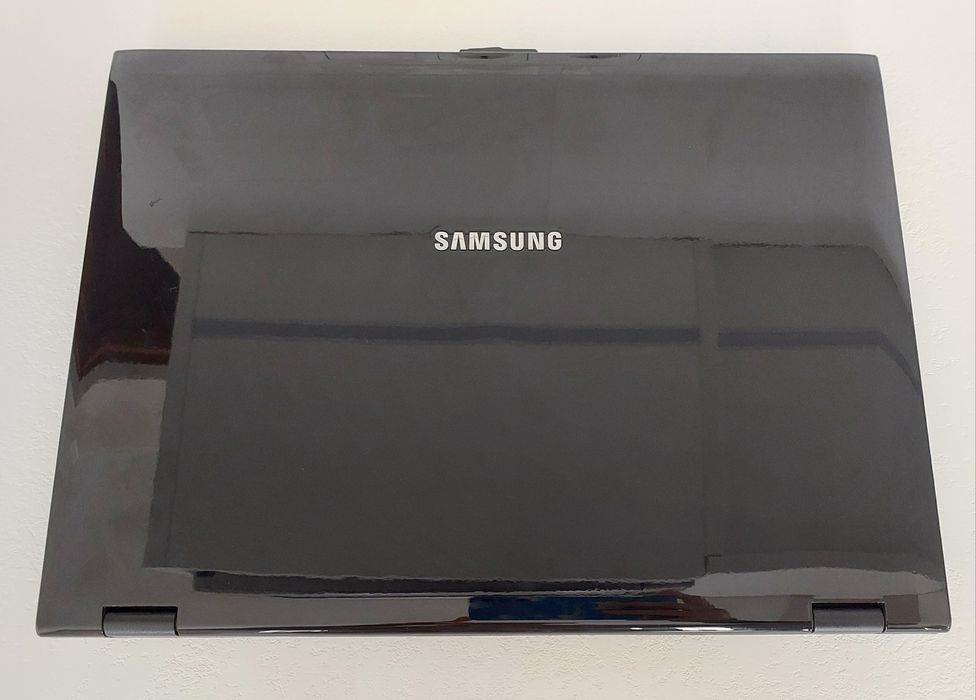 Ноутбук Samsung NP R60S