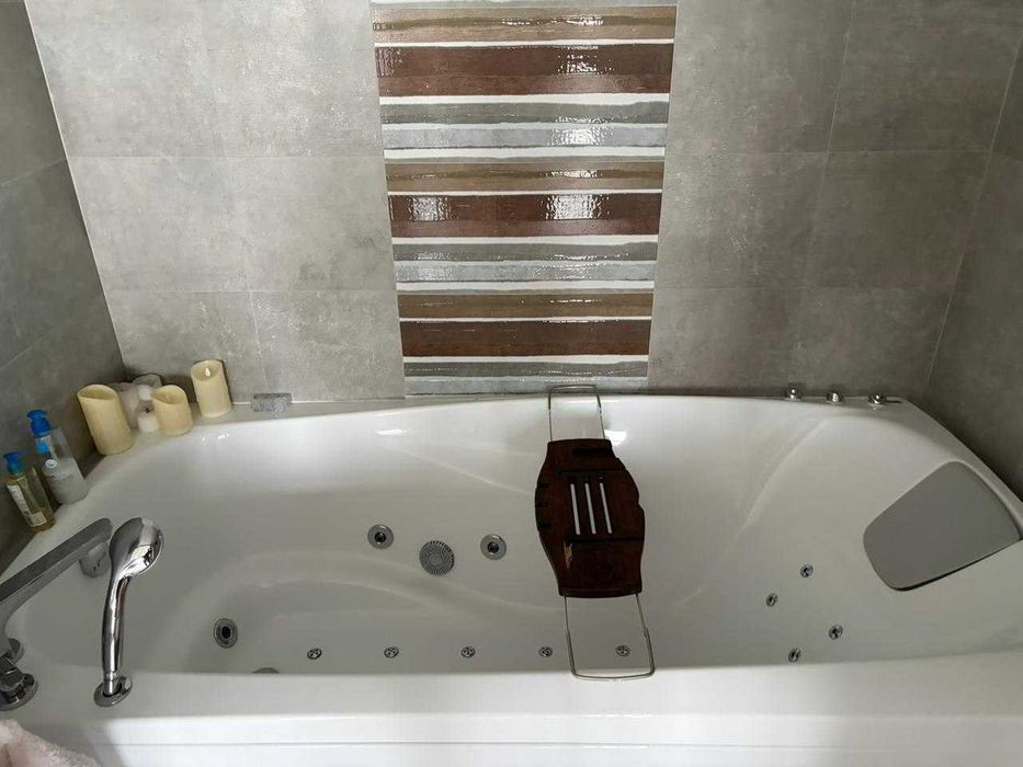 Продам 3к квартиру 93м с евроремонтом в ЦЕНТРЕ, р-н ТЦ Нагорка, Гагарина