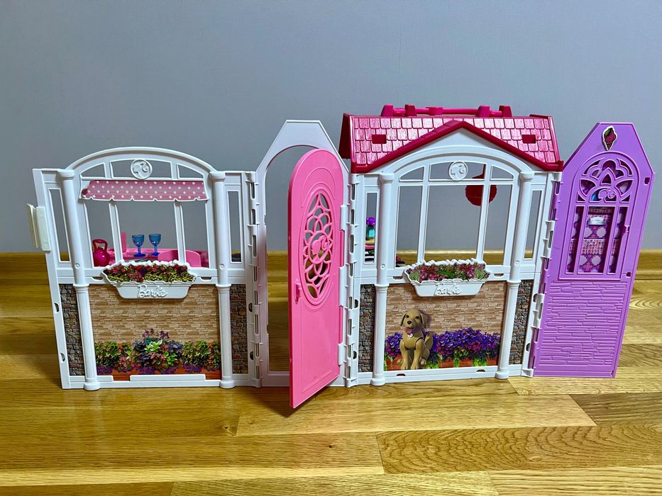 Будиночок Барбі Розкладний Barbie Glam Getaway House CHF54