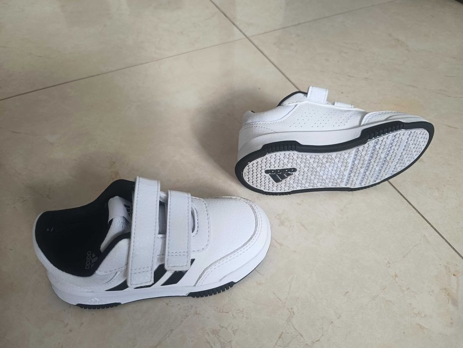 Adidas buty sportowe białe rozmiar 26 chłopięce