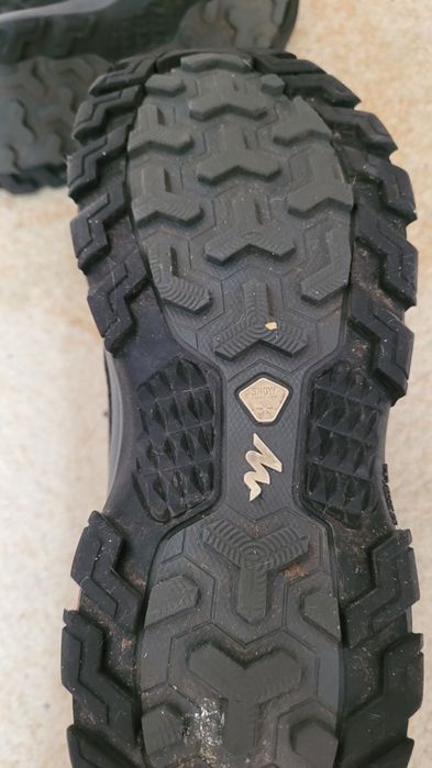 Buty zimowe Decathlon Quechua rozm. 40 wkładka 26,5 cm.