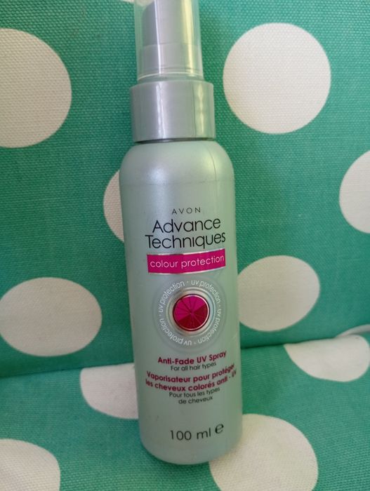 Avon spray do włosów farbowanych ochrona uv