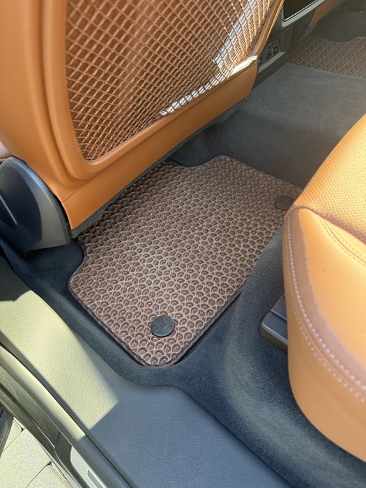 Dywaniki samochodowe 3D EVA dla audi q8 – brązowe, gumowe