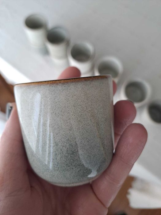 Chávenas de café verdes