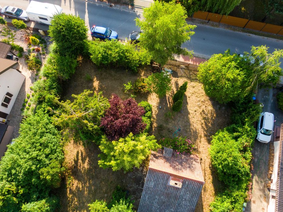Działka z murowanym domkiem | Szałe, ul. Wiśniowa | 880 m²