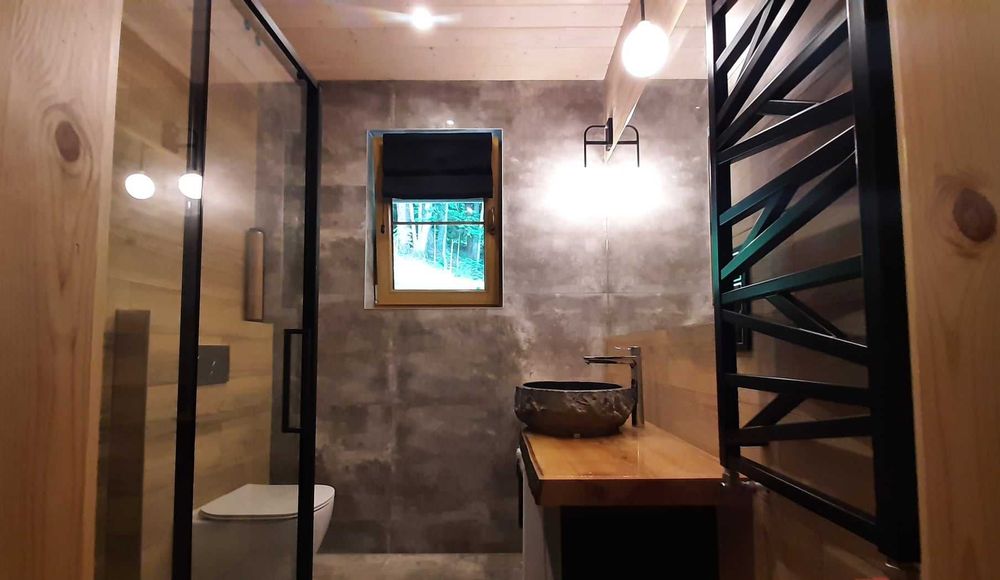 Domek w Bieszczadach z gorącą beczką  (maks. 6 osób)