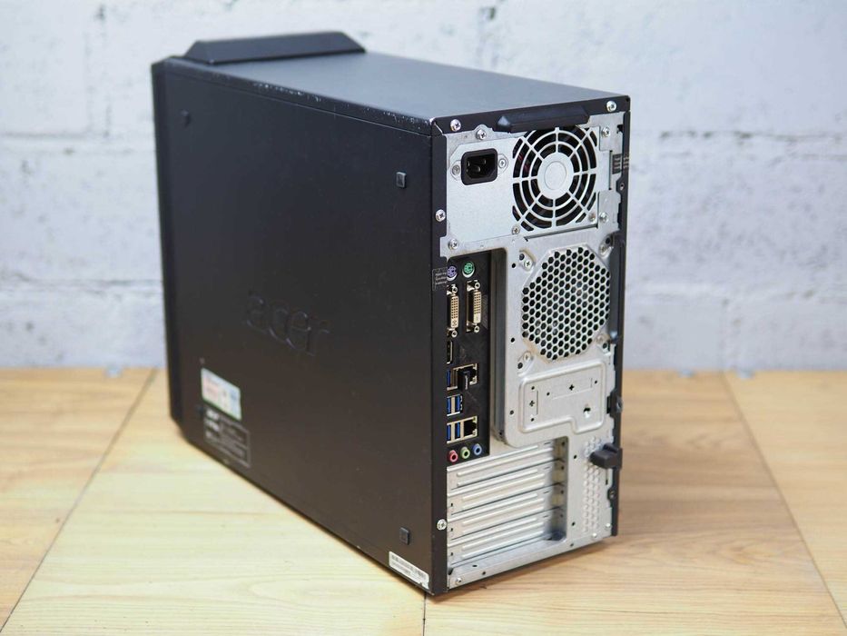 serwer NAS homelab Synology Xpenology na 10 dysków HDD i SSD