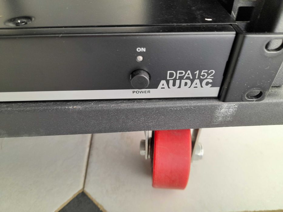 Rack armario equipamento
