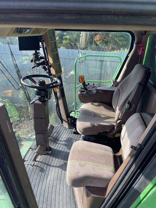 Комбайн John Deere T 660 + жатка 625R