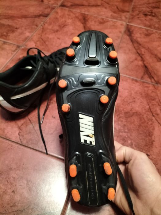 Копки Nike  розмір 28,5 см і 24 см по стельці.