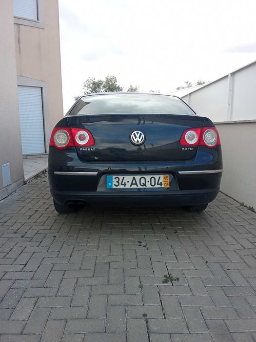 Volkswagen Passat 2.0 TDI – Elegância, Conforto e Fiabilidade | 4.500€