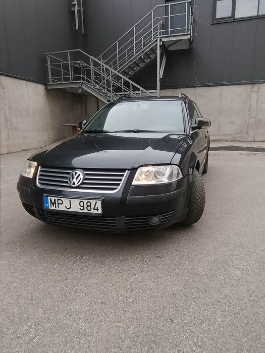 Продам авто .
Двигун коробка,все працює як годинник.
Запуск гарний.
Щеплення гарне,демфер не стукає.
Коробка 6 Ступка.
Ходової не гримить.
Авто в гарному технічному стані.
Ризина зимова.
Салон не зачуханий.
Авто варте уваги.