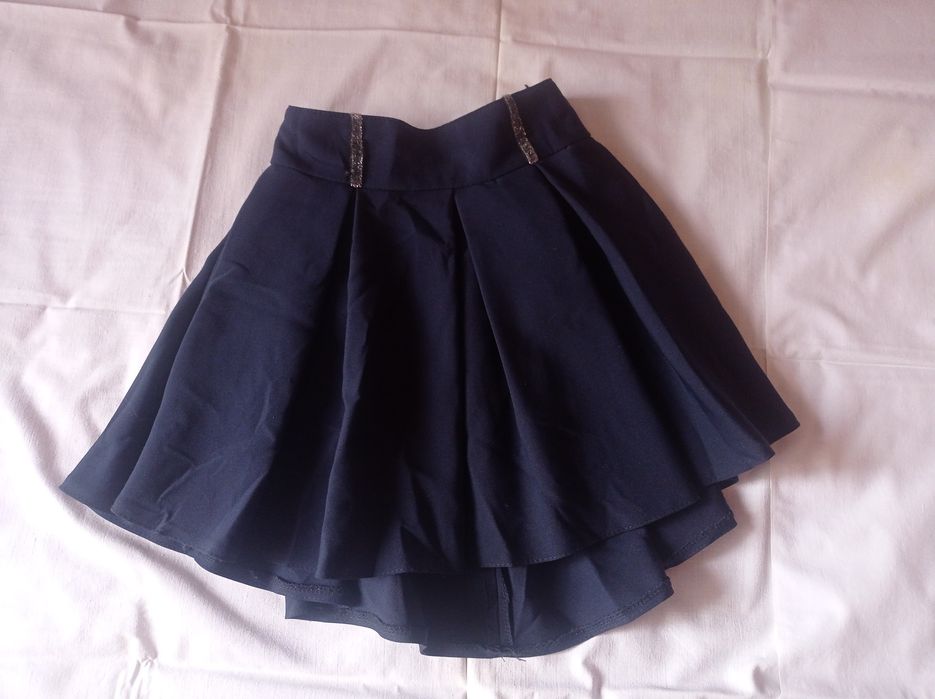 Школьная одежда для девочки.