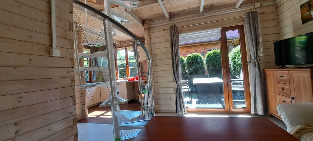 Domki nad morzem z ogródkami 600m od plaży w Ostrowie kolo Karwi