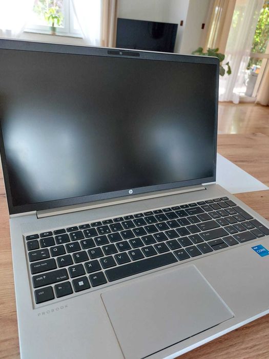 HP PROBOOK 450 G10 i5-1335U + 16 GB RAM + 512 GB SSD